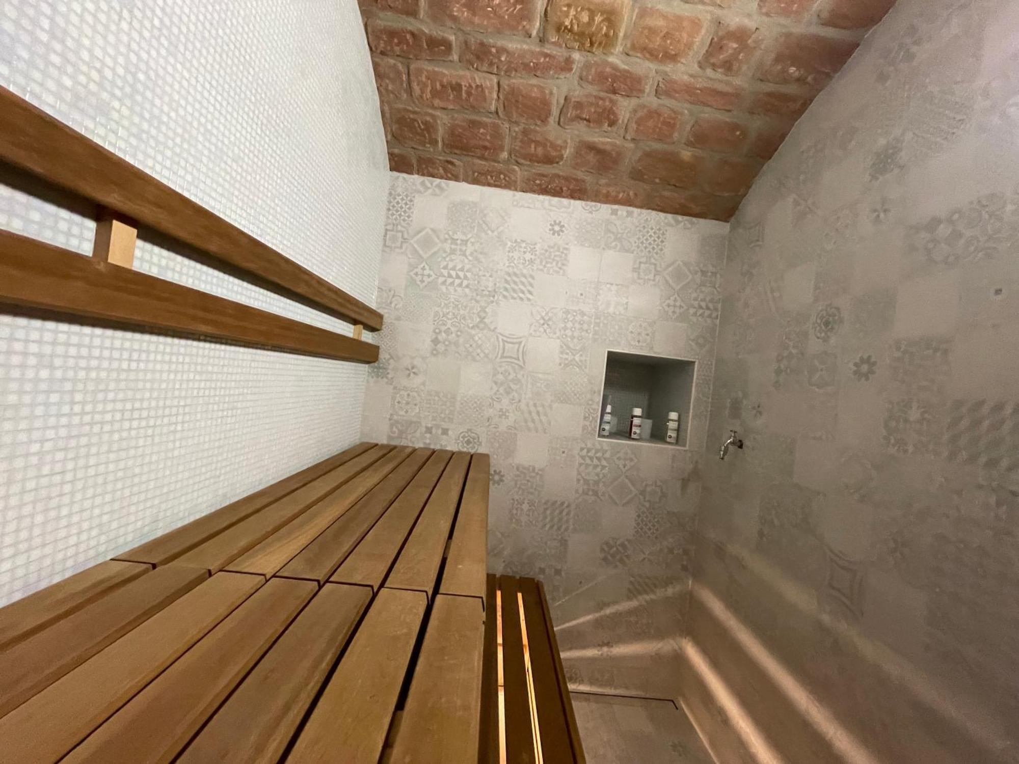 Luxurioese Ferienwohnung Mit Wellness Oase Saarburg Exterior photo